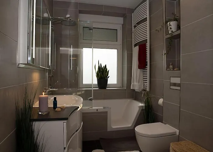 アパート Md-7 Lutherstrasse 15 - Luxus-wasserbett-smarttv-terrasse-2schlafzimmer マクデブルク